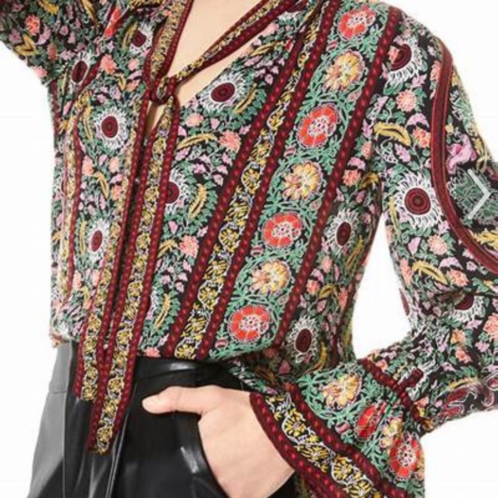 Alice and Olivia Reilly ruffle collar blouse